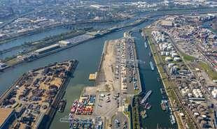 duisburg gateway2 H Blossey 310